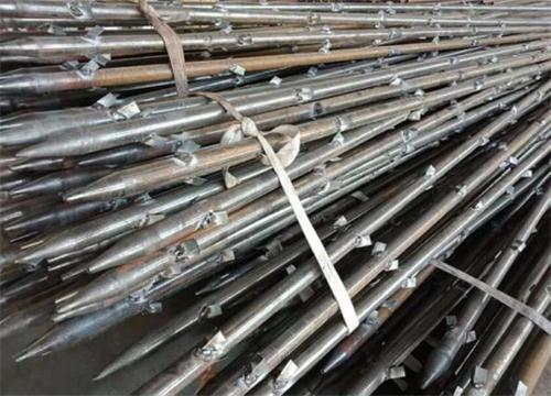 四子王管棚钢花管加工